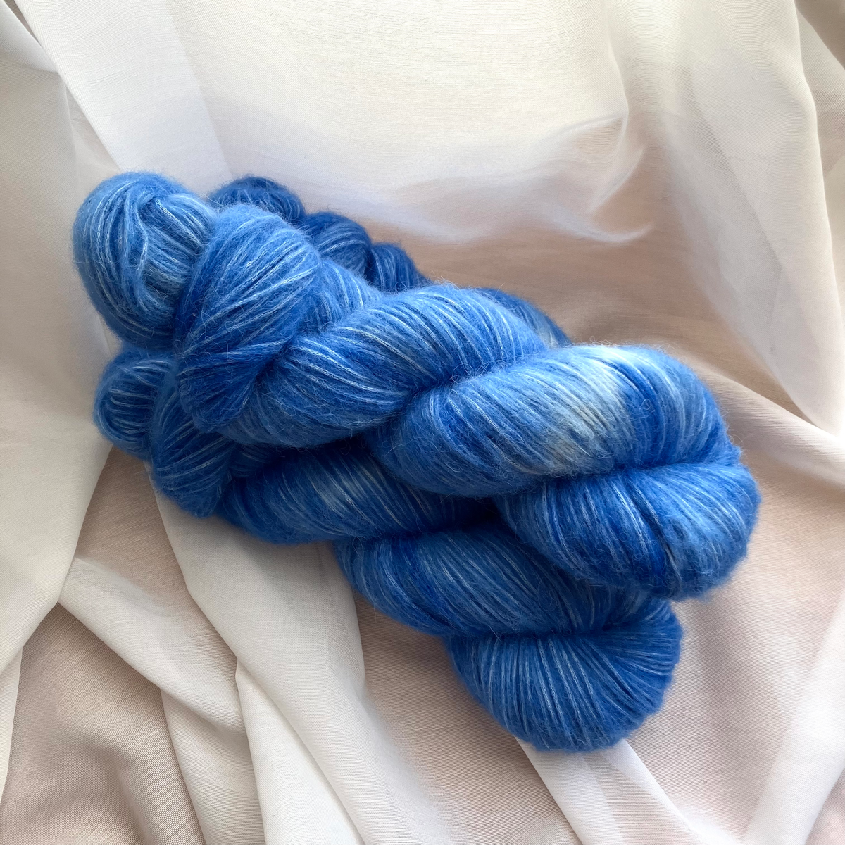 Blue Skies | Alpaca blow